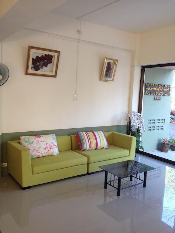 Apartmán Baan Mitreejit Surat Thani Exteriér fotografie